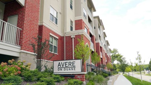 unit-309-437 Duane St, Glen Ellyn, IL, 60137-4555 | Card Image