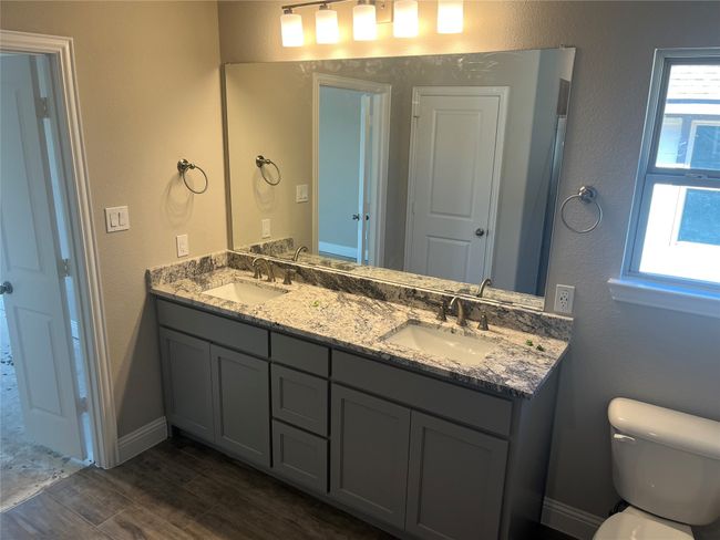 257 Sunnyside Dr, House other with 3 bedrooms, 2 bathrooms and null parking in Trenton TX | Image 7