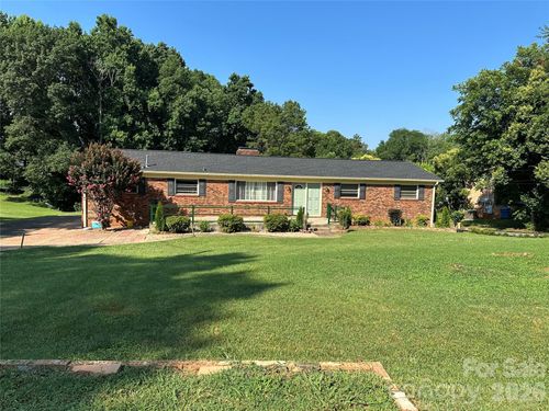 9716 Sunway Dr, Mint Hill, NC, 28227-3420 | Card Image