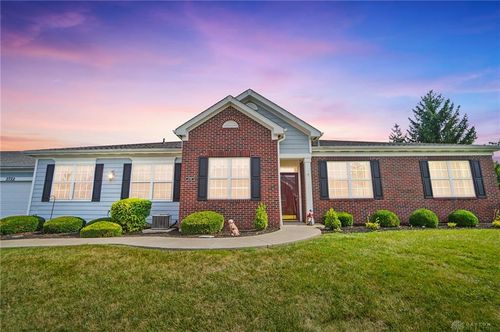 2722 Cedarbrook Way, Beavercreek, OH, 45431-7706 | Card Image