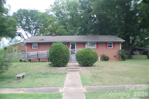 621 Westside Ter, Davidson, NC, 28036-6038 | Card Image