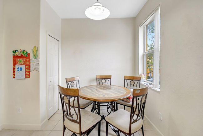 1910 Shoma Dr, Condo with 3 bedrooms, 4 bathrooms and null parking in Royal Palm Beach FL | Image 17