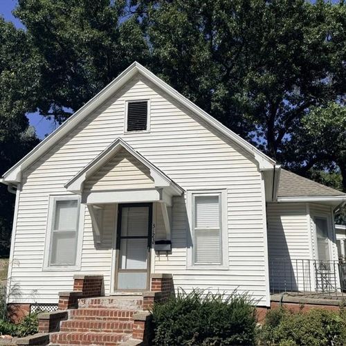 3123-3123 1/2 Gene Field Road, St Joseph, MO, 64506 | Card Image