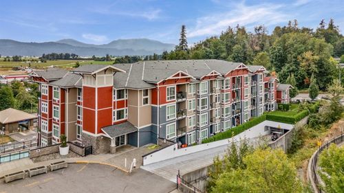 211-2242 Whatcom Rd, Abbotsford, BC, V3G0G3 | Card Image
