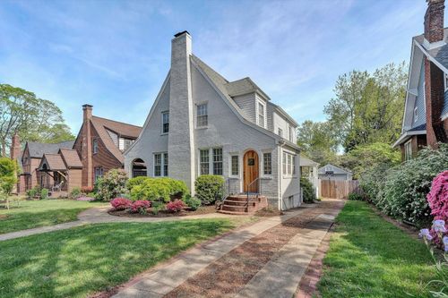 1819 Windsor Ave Sw, Roanoke, VA, 24015-2339 | Card Image