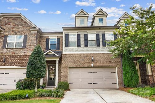 10718 Campbell Commons Way, Charlotte, NC, 28277-6761 | Card Image