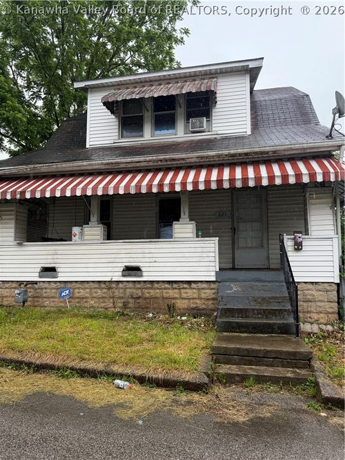 221 Russell Street, Charleston, WV, 25302 | Card Image