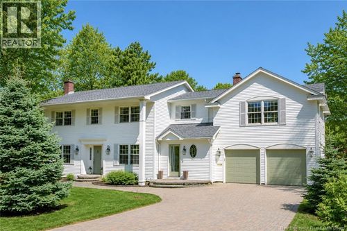 76 Park Dr, Rothesay, NB, E2H2S8 | Card Image
