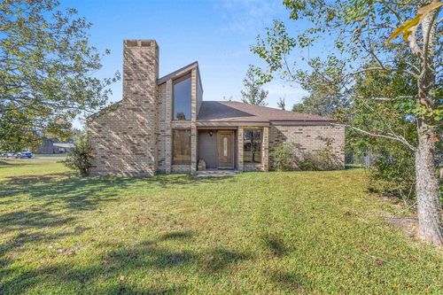 670 Abby Ln, Lake Charles, LA, 70611-5305 | Card Image