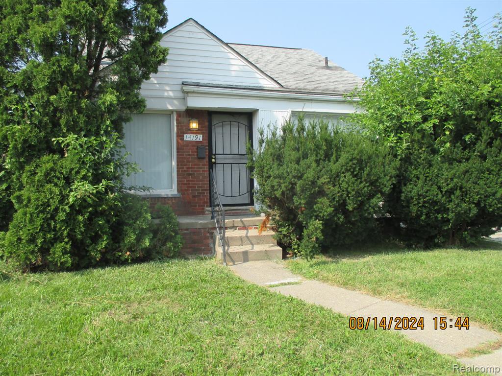 Bringard Dr, Detroit, MI 48205