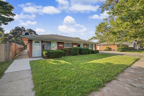 1521 Electric Ave, Lincoln Park, MI, 48146-1911 | Card Image