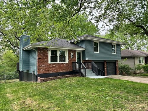 3917 N Colorado Ave, Kansas City, MO, 64117-2878 | Card Image
