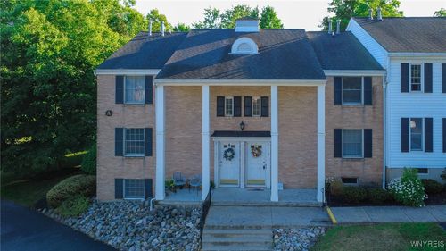 apt-4-270 Buffalo Rd, East Aurora, NY, 14052-1366 | Card Image