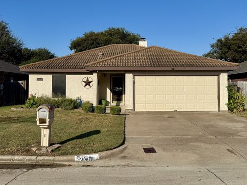 2308 Sundrop Ct, Fort Worth, TX, 76108-4915 | Card Image