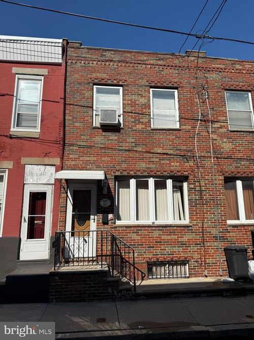 319 Mercy St, PHILADELPHIA, PA, 19148-2631 | Card Image