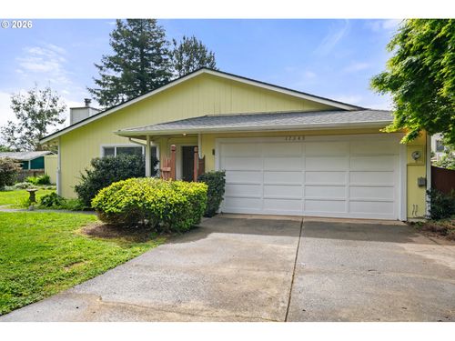 17345 Blueberry Dr, Brookings, OR, 97415-9717 | Card Image