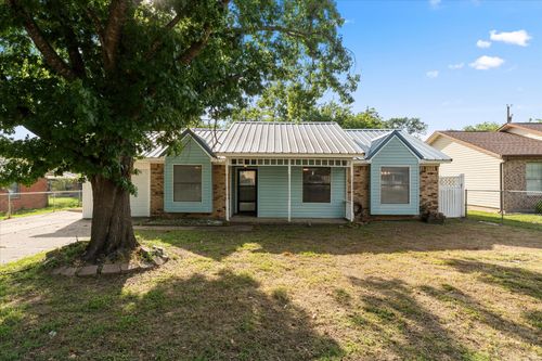 119 Mcanally Dr, Mabank, TX, 75147-8977 | Card Image
