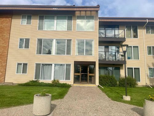 107-75 Temple Blvd W, Lethbridge, AB, T1K5M2 | Card Image