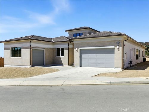 11925 Red Hawk Ln, Porter Ranch, CA, 91326-4335 | Card Image