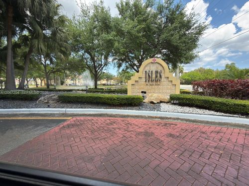 723-12760 Vista Isles Dr, Plantation, FL, 33325-1361 | Card Image