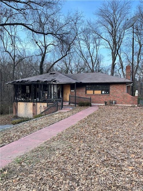 5642 Georgia Ave, Kansas City, KS, 66104-2934 | Card Image