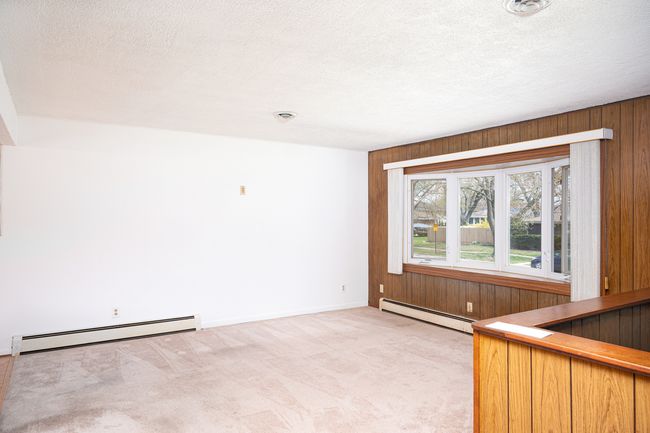 207 Muehl Dr, House other with 5 bedrooms, 2 bathrooms and 2 parking in Lockport IL | Image 12