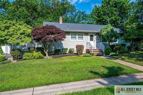 20 Melville Road, Edison, NJ, 08817 | Card Image