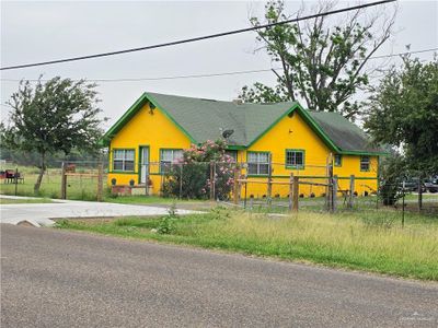 609 Stewart Road, House other with 3 bedrooms, 1 bathrooms and null parking in Alton TX | Image 1