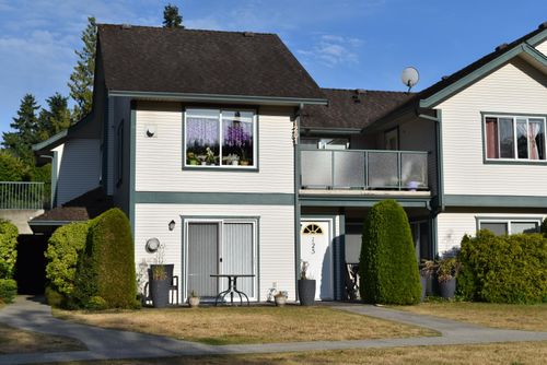 125-5711 Ebbtide St, Sechelt, BC, V7Z0J5 | Card Image