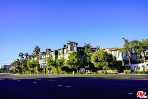 3-305-1901 N Buena Vista St, Burbank, CA, 91504-5005 | Card Image