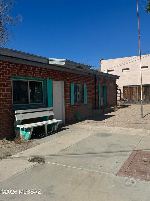 720 W 41st St, Tucson, AZ, 85713-5842 | Card Image