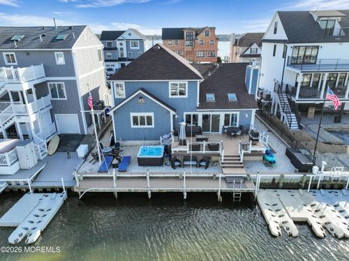 5 Starboard Ct, Brick, NJ, 08723-6738 | Card Image