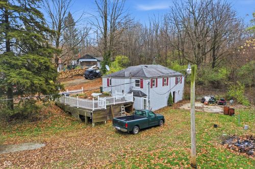 8833 S Oak St, Knightstown, IN, 46148-9669 | Card Image