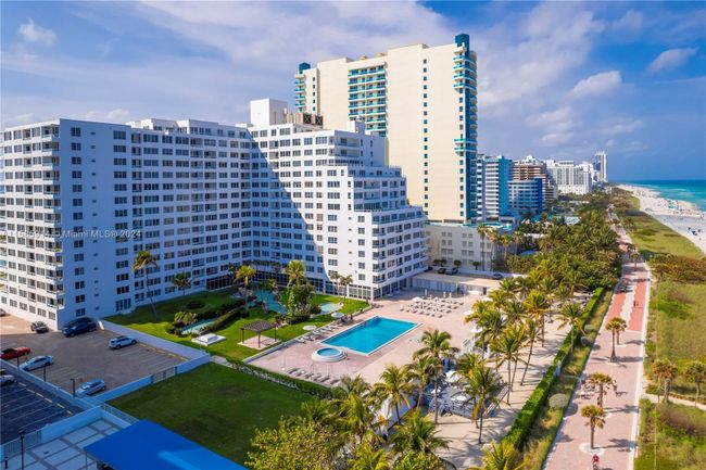 1105 - 5005 Collins Ave, Condo with 1 bedrooms, 1 bathrooms and null parking in Miami Beach FL | Image 18