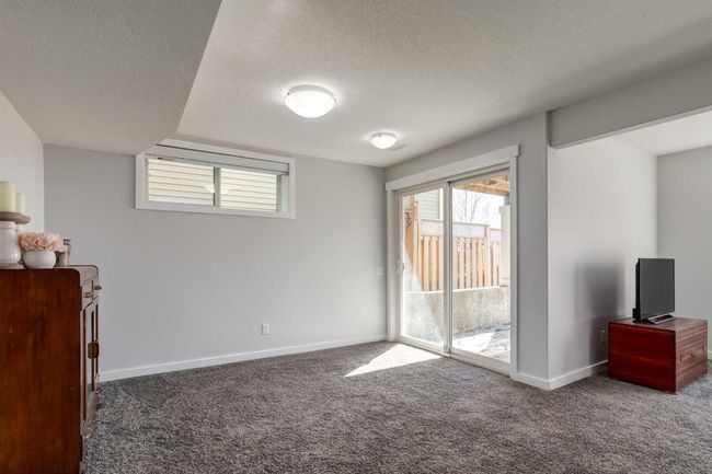 251 Kingsbridge Rd Se, Home with 2 bedrooms, 3 bathrooms and 2 parking in Airdrie AB | Image 27
