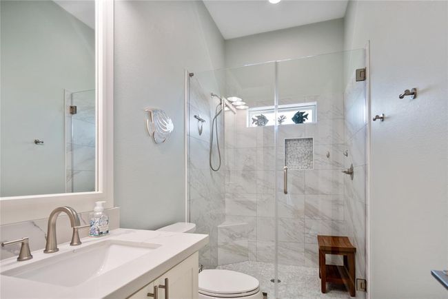 1301 Lagoon Dr, House other with 3 bedrooms, 2 bathrooms and 1 parking in Crystal Beach TX | Image 27