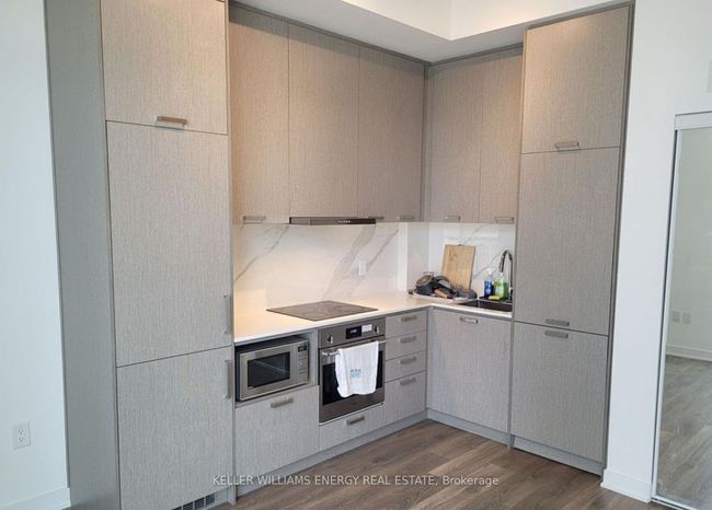 503 - 10 Honeycrisp Cres, Condo with 1 bedrooms, 1 bathrooms and null parking in Vaughan ON | Image 4