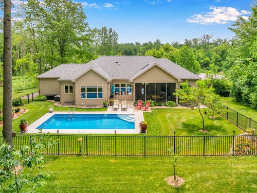 6143 Pheasant Ct, Berrien Springs, MI, 49103-8520 | Card Image