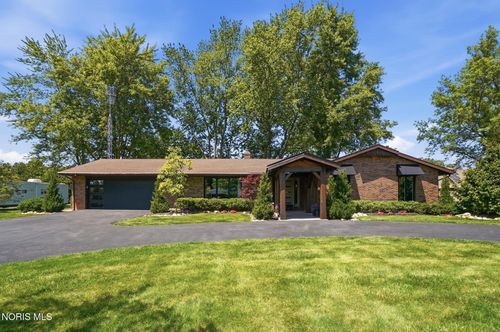 11120 Fairview Dr, Ottawa, OH, 45875-9732 | Card Image