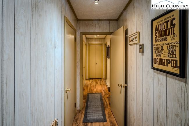 202 Cliffside Ln, House other with 4 bedrooms, 3 bathrooms and null parking in Seven Devils NC | Image 29