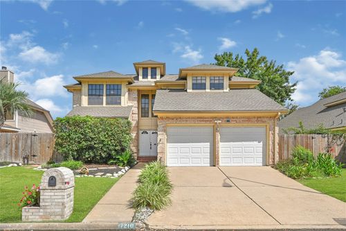 7210 W Hearthstone Green Dr, Houston, TX, 77095-3524 | Card Image