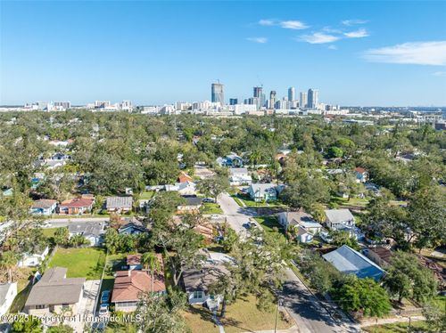 701 17th Ave S, St Petersburg, FL, 33701-5713 | Card Image