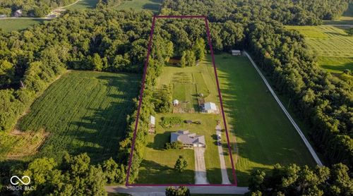 8405 Mcwhorter Rd, Martinsville, IN, 46151-7114 | Card Image