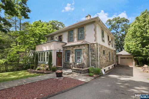 26 Maple Rd, Ringwood, NJ, 07456-2215 | Card Image