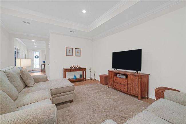 Living Room | Image 21