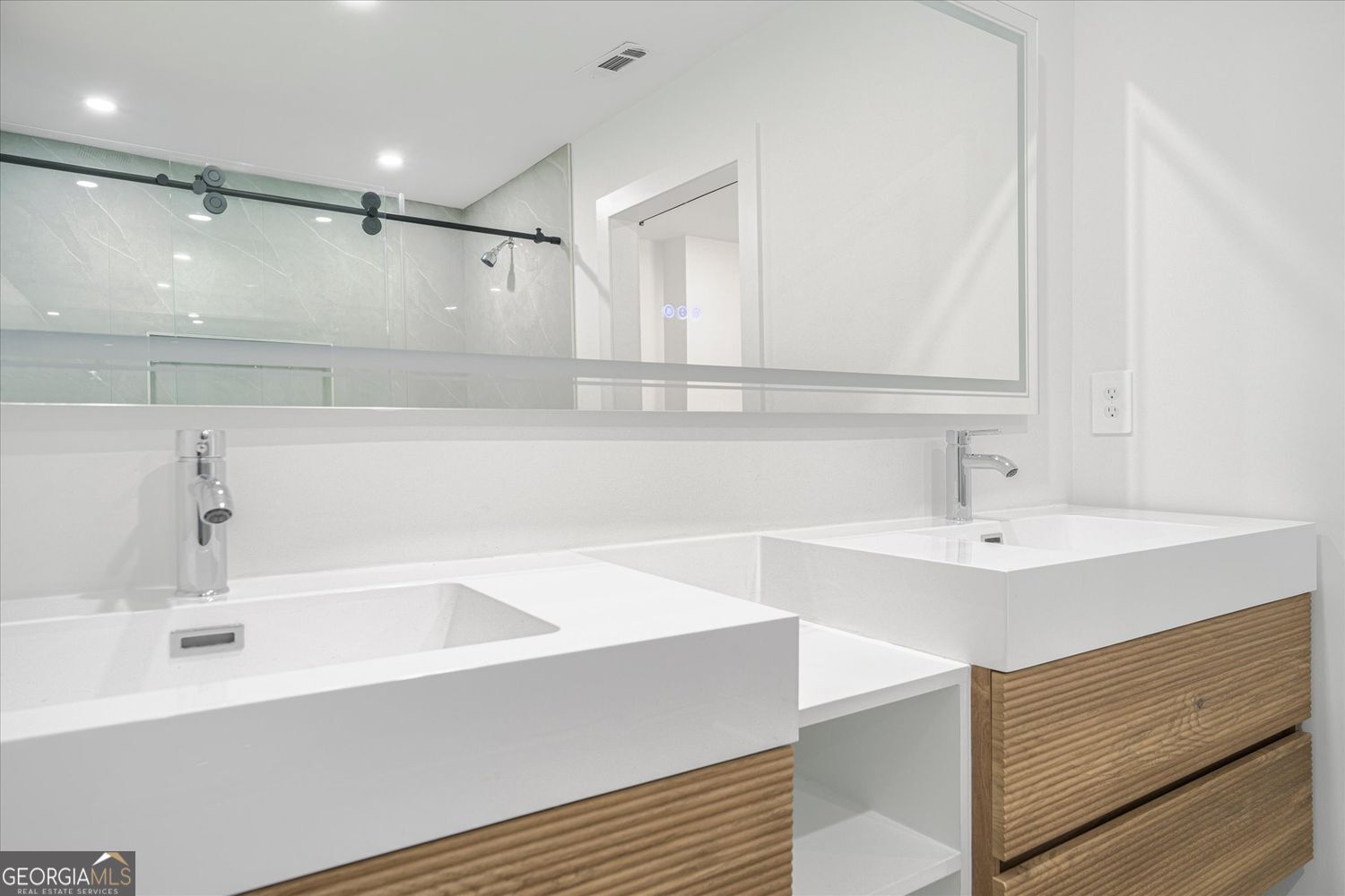 Residential Lease in Atlanta 5