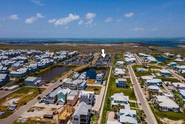 APT-201 - 4901 State Highway 361, Condo with 2 bedrooms, 2 bathrooms and null parking in Port Aransas TX | Image 4