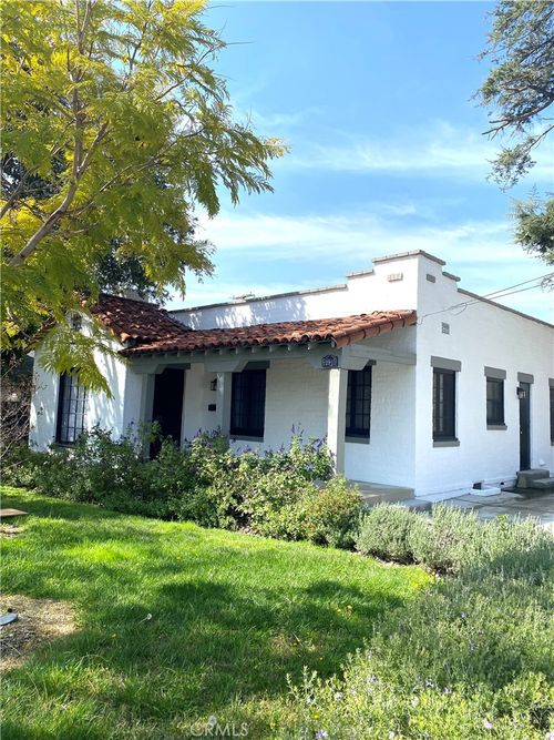 291 N 6th Ave, Upland, CA, 91786 | Card Image