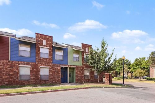 2109 Houston Ave, Norman, OK, 73071-3301 | Card Image
