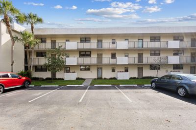 104-B - 2450 Deer Creek Country Club Boulevard, Condo with 2 bedrooms, 2 bathrooms and null parking in Deerfield Beach FL | Image 1